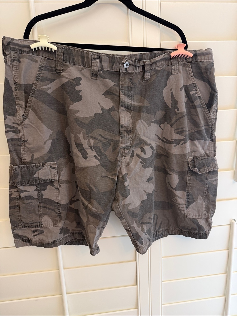 Wrangler Gray Camouflage Cargo Shorts